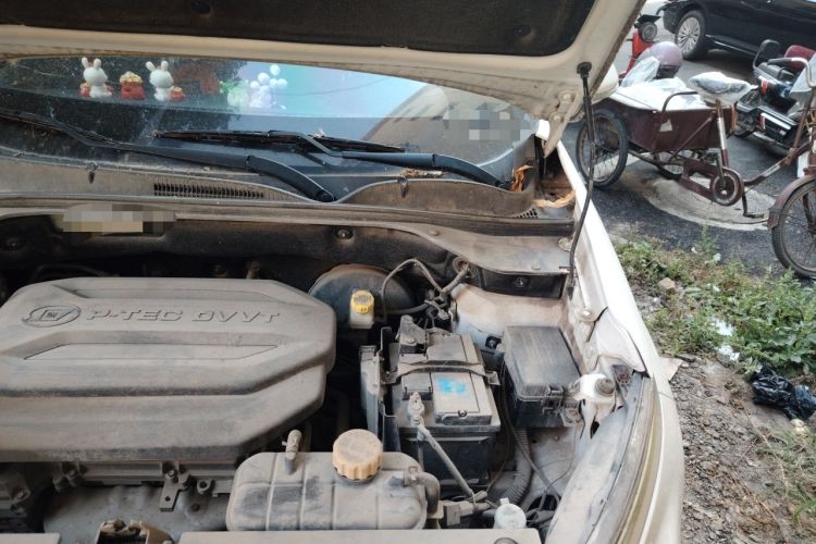Used Baojun 510 2019 1.5L Manual Jingxiang Model China V Emission Standard Engine Bay Left