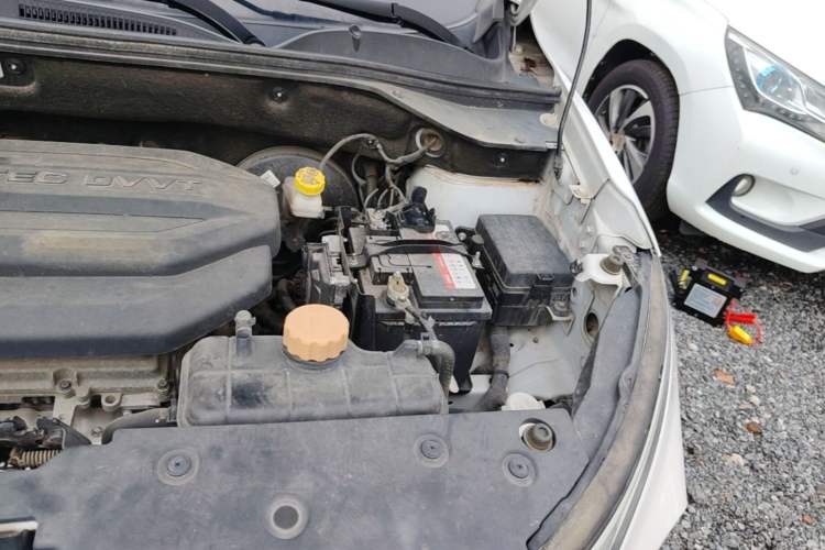 Used Baojun 510 2019 1.5L Automatic Premium Version National V Engine Bay Left