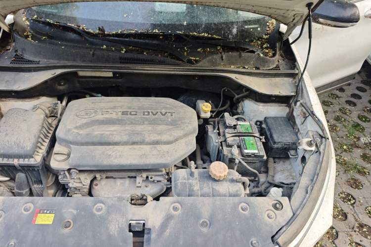 Used Baojun 510 2019 1.5L Manual Prestige Version China V Emission Standard Engine Bay Left