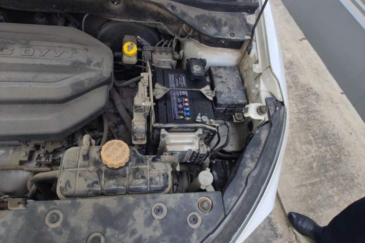 Used Baojun 510 2019 1.5L CVT Enjoyment Model China VI Emission Standard Engine Bay Left