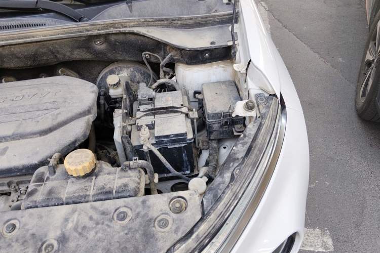 Used Baojun 510 2019 1.5L Manual Enjoyment Model China V Engine Bay Left