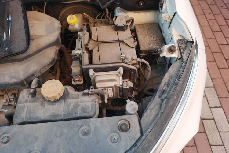 Used Baojun 510 2019 1.5L CVT Enjoyment Model China VI Emission Standard Engine Bay Left
