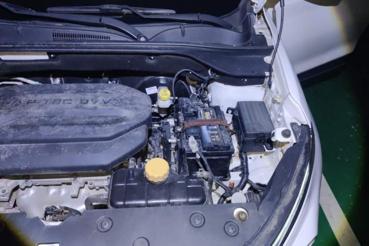 Used Baojun 510 2019 1.5L Automatic Prestige Edition China V Engine Bay Left
