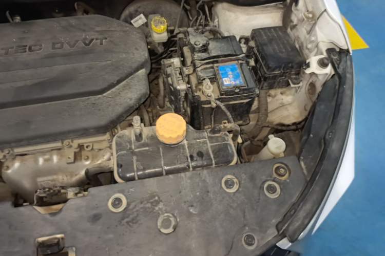 Used Baojun 510 2019 1.5L Automatic Enjoyment Model China V Emission Standard Engine Bay Left