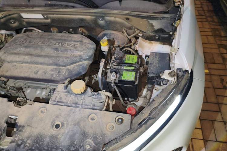 Used Baojun 510 2019 1.5L Manual Enjoyment Model 77kW China VI Engine Bay Left