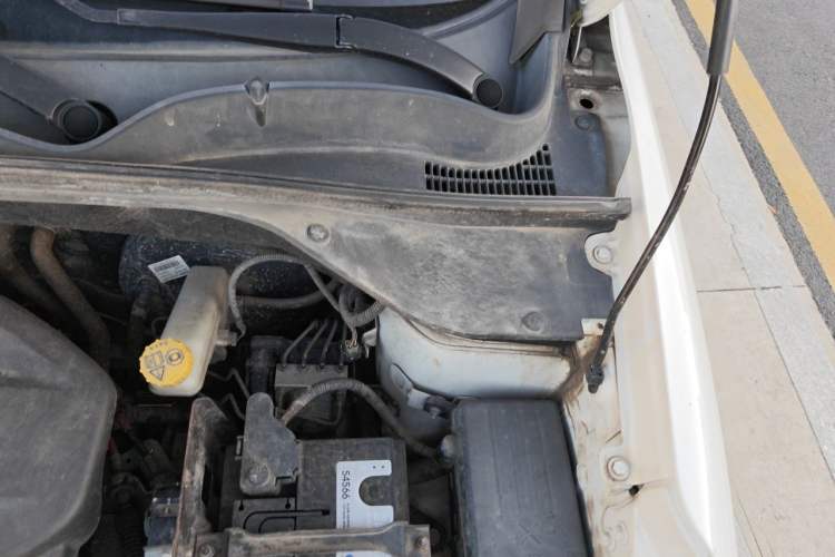 Used Baojun 510 2019 1.5L Manual Jingxiang Model 77kW China VI Emission Standard Engine Bay Left