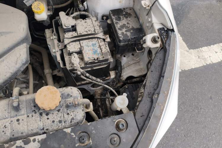 Used Baojun 510 2019 1.5L Manual Enjoyment Model 77kW China VI Engine Bay Left