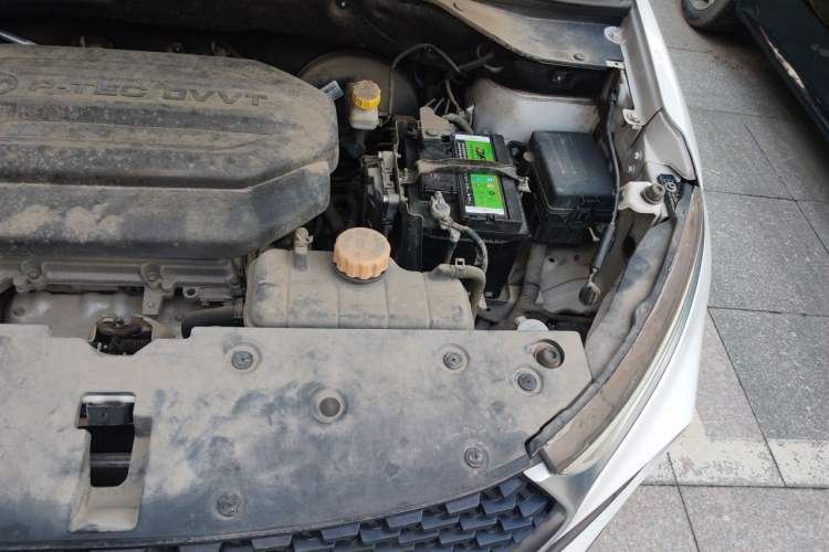 Used Baojun 510 2019 1.5L Automatic Premium Version National V Engine Bay Left