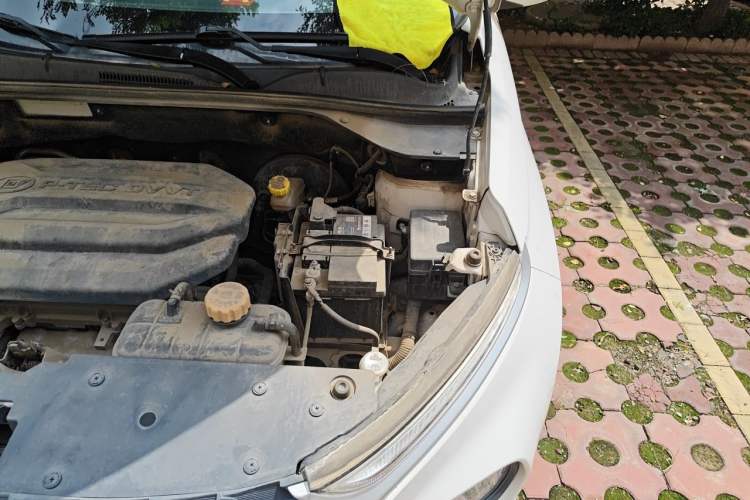 Used Baojun 510 2019 1.5L Manual Jingxiang Model China V Emission Standard Engine Bay Left