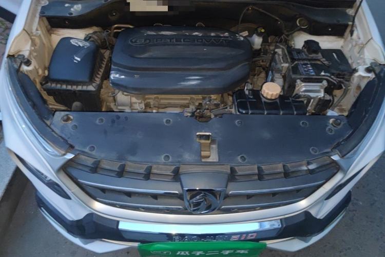 Used Baojun 510 2019 1.5L CVT Enjoyment Model China VI Emission Standard Engine Bay