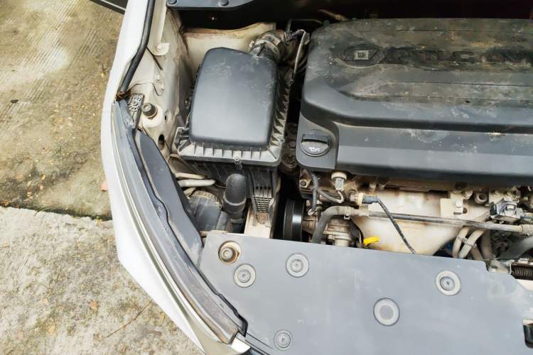Used Baojun 510 2019 1.5L CVT Enjoyment Model China VI Emission Standard Engine Bay Right