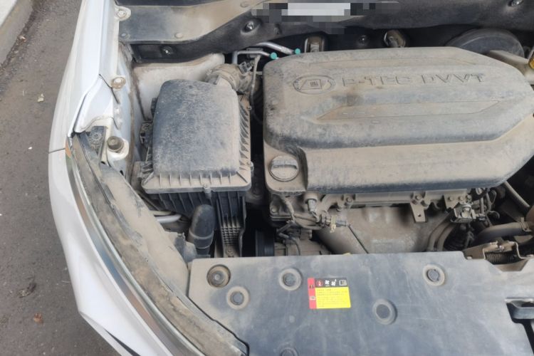 Used Baojun 510 2019 1.5L Manual Enjoyment Model China V Engine Bay Right