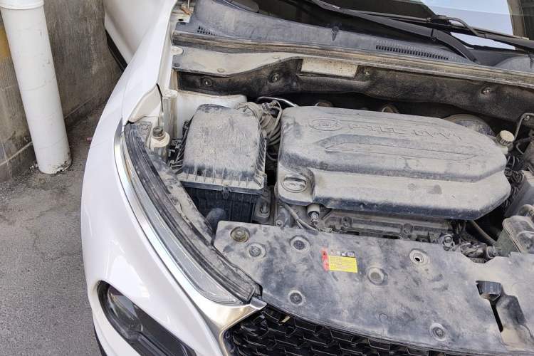 Used Baojun 510 2019 1.5L Manual Enjoyment Model China V Engine Bay Right