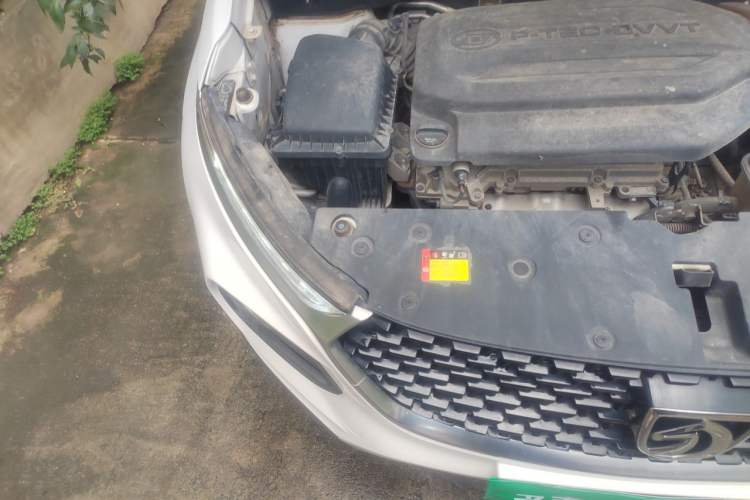 Used Baojun 510 2019 1.5L Automatic Premium Version National V Engine Bay Right