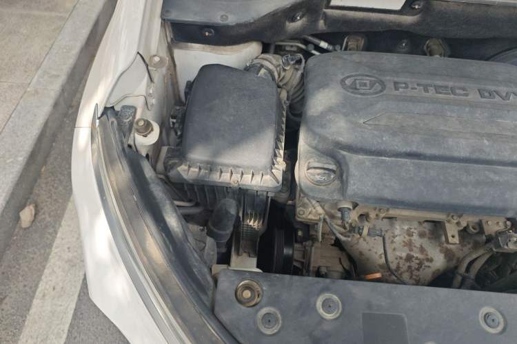 Used Baojun 510 2019 1.5L Manual Prestige Version China V Emission Standard Engine Bay Right