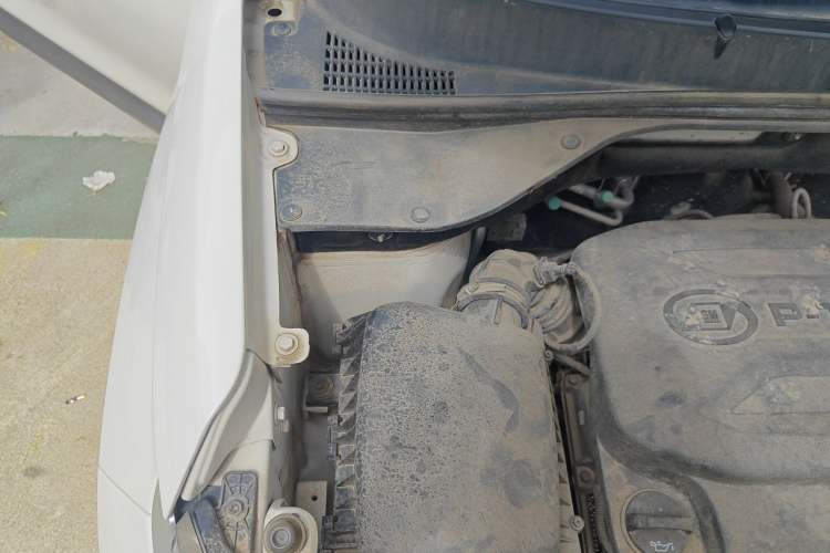 Used Baojun 510 2019 1.5L Manual Jingxiang Model 77kW China VI Emission Standard Engine Bay Right