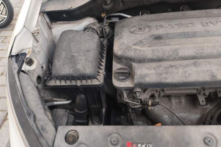 Used Baojun 510 2019 1.5L Manual Enjoyment Model 77kW China VI Engine Bay Right