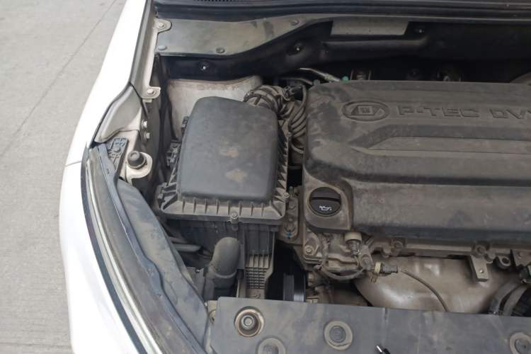 Used Baojun 510 2019 1.5L Manual Enjoyment Model 77kW China VI Emission Standard Engine Bay Right