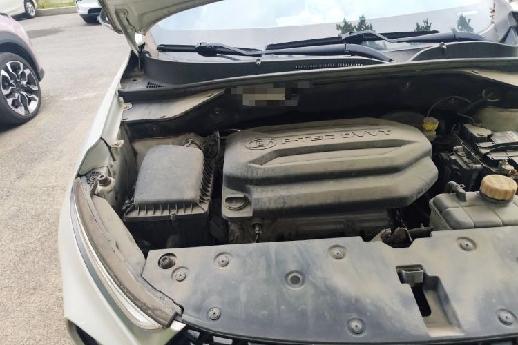 Used Baojun 510 2019 1.5L Automatic Prestige Edition China V Engine Bay Right