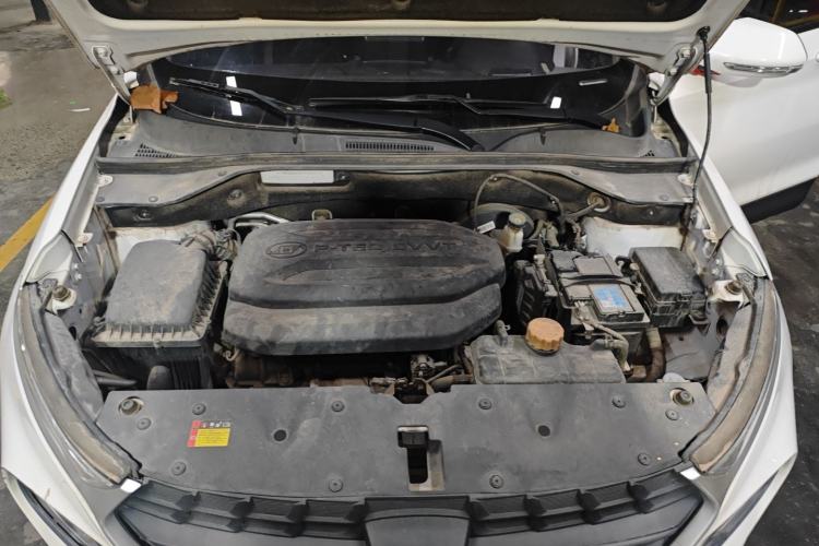 Used Baojun 510 2019 1.5L Manual Jingxiang Model 73kW China VI Emission Standard Engine Bay