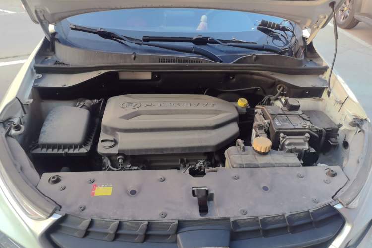 Used Baojun 510 2019 1.5L CVT Enjoyment Model China VI Emission Standard Engine Bay