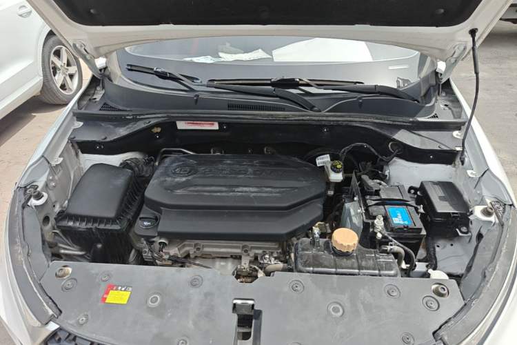 Used Baojun 510 2019 1.5L Manual Enjoyment Model 77kW China VI Engine Bay