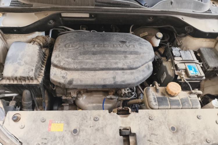Used Baojun 510 2019 1.5L Manual Jingxiang Model China V Emission Standard Engine Bay