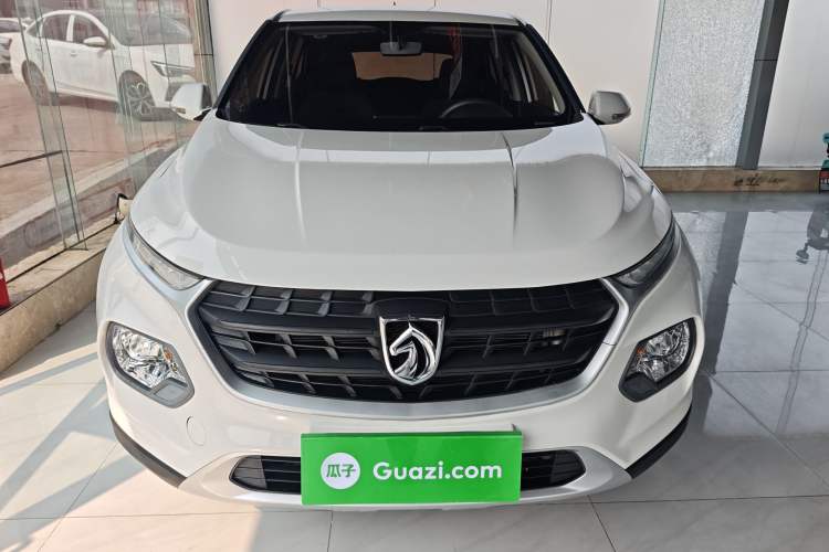 Used Baojun 510 2019 1.5L CVT Enjoyment Model China VI Emission Standard Exterior 1