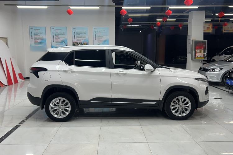 Used Baojun 510 2019 1.5L Manual Enjoyment Model 77kW China VI Emission Standard Exterior 1
