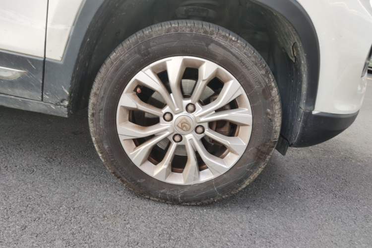 Used Baojun 510 2019 1.5L CVT Enjoyment Model China VI Emission Standard Exterior 1
