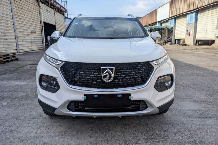 Used Baojun 510 2019 1.5L CVT Enjoyment Model China VI Emission Standard Exterior 1