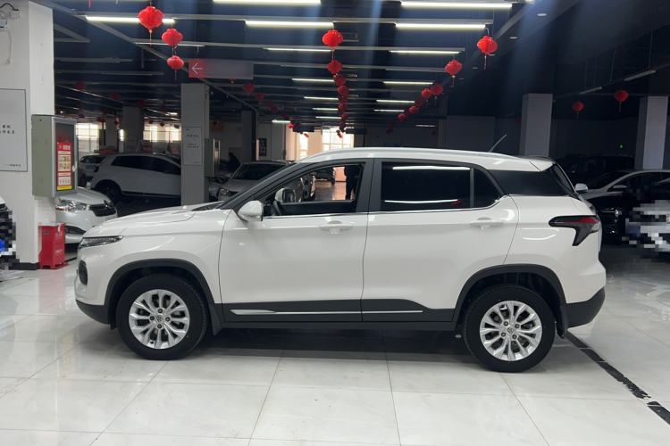 Used Baojun 510 2019 1.5L Manual Enjoyment Model 77kW China VI Emission Standard Exterior 2