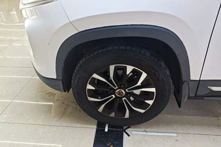 Used Baojun 510 2019 1.5L Automatic Premium Version National V Exterior 2