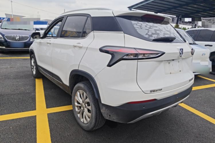 Used Baojun 510 2019 1.5L Manual Enjoyment Model 77kW China VI Emission Standard Exterior 2