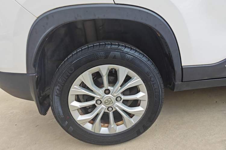 Used Baojun 510 2019 1.5L Manual Enjoyment Model 73kW China VI Exterior 3