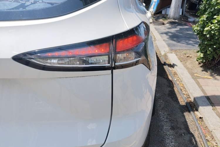 Used Baojun 510 2019 1.5L Automatic Premium Version National V Exterior 3