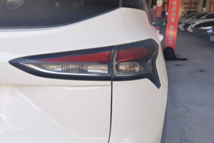 Used Baojun 510 2019 1.5L Manual Jingxiang Model 73kW China VI Emission Standard Exterior 3