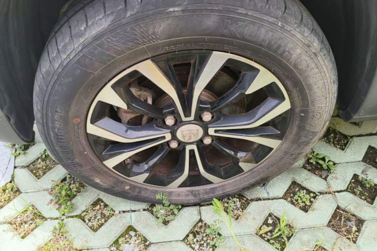 Used Baojun 510 2019 1.5L CVT Enjoyment Model China VI Emission Standard Exterior 4