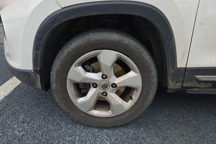 Used Baojun 510 2019 1.5L Automatic Enjoyment Model China V Emission Standard Exterior 4