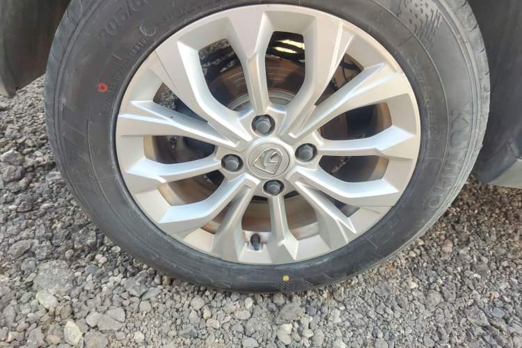 Used Baojun 510 2019 1.5L CVT Enjoyment Model China VI Emission Standard Exterior 5