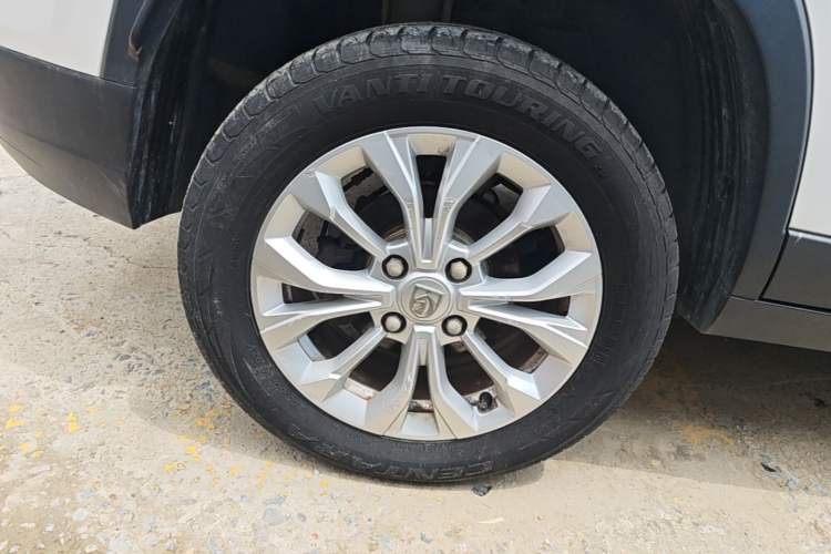 Used Baojun 510 2019 1.5L CVT Enjoyment Model China VI Emission Standard Exterior 5