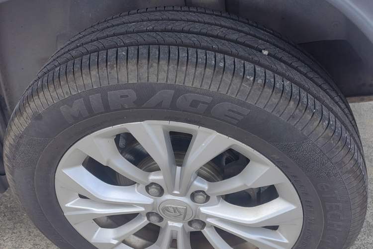 Used Baojun 510 2019 1.5L Manual Enjoyment Model 77kW China VI Emission Standard Exterior 5