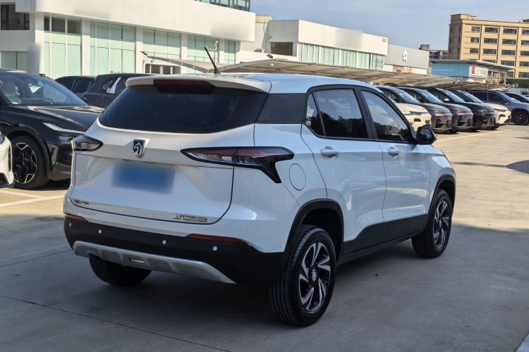 Used Baojun 510 2019 1.5L CVT Enjoyment Model China VI Emission Standard Exterior 6