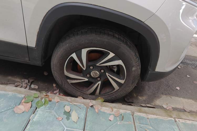 Used Baojun 510 2019 1.5L Manual Jingxiang Model 77kW China VI Emission Standard Exterior 7