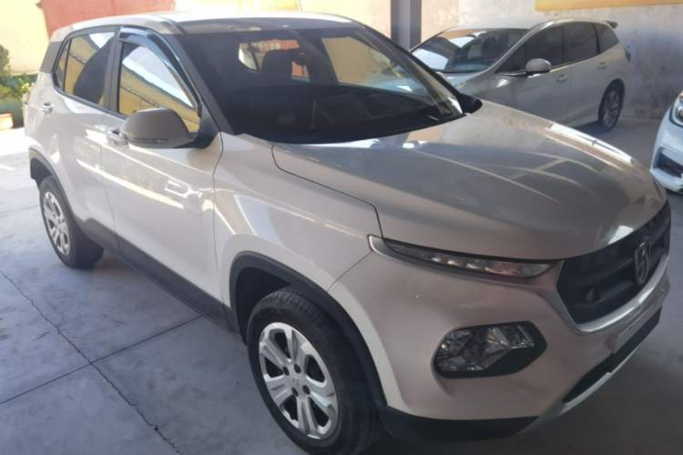 Used Baojun 510 2019 1.5L Manual Jingxiang Model 73kW China VI Emission Standard Front Right 45 Deg