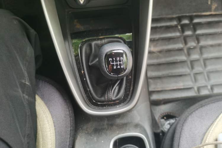Used Baojun 510 2019 1.5L Manual Enjoyment Model 77kW China VI Emission Standard Gear Lever