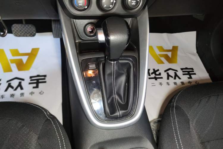 Used Baojun 510 2019 1.5L CVT Enjoyment Model China VI Emission Standard Gear Lever
