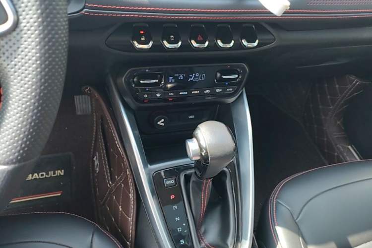 Used Baojun 510 2019 1.5L CVT Enjoyment Model China VI Emission Standard Gear Lever