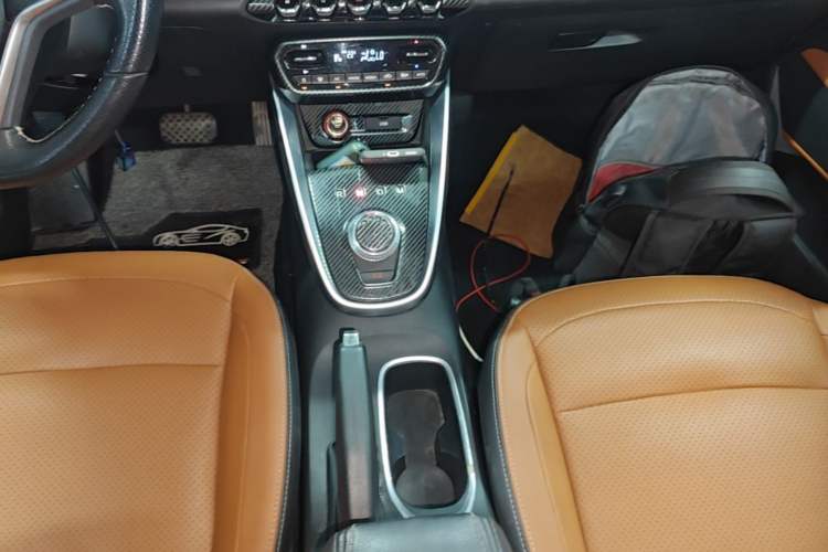 Used Baojun 510 2019 1.5L Automatic Premium Version National V Gear Lever