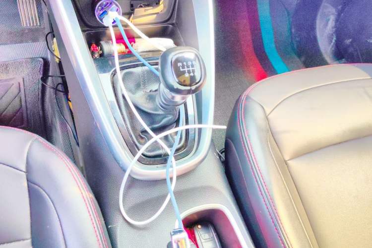 Used Baojun 510 2019 1.5L Manual Prestige Version China V Emission Standard Gear Lever
